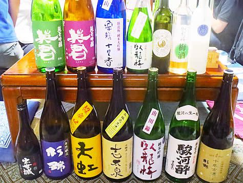 日本酒の飲み比べ講座、開催しました♪