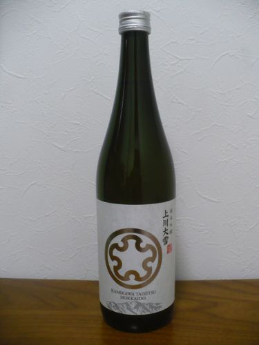 北海道地酒・上川大雪と肴は浦河名産のサメガレイ切込み
