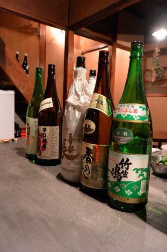 【（山梨グルメ）韮崎市 アメリカヤ横丁「コワン」にて滋賀のコアな日本酒を燗で！！】